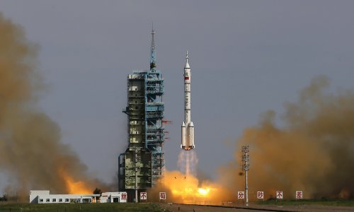 Kina šalje tri astronauta u letjelici Shenzhou-15 prema svojoj svemirskoj postaji