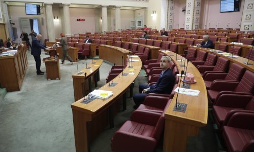 Oporba zaziva sjednicu Vijeća za nacionalnu sigurnost: Krvavi paketi sa životinjskim očima su zastrašivanje, terorizam