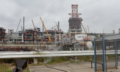 Prosvjed rumunjskih radnika na ulazu u riječku Rafineriju