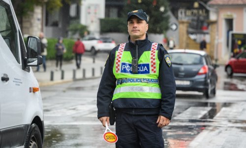 Policija za jučerašnju blokadu autoceste A1 gotovo četiri sata optužuje Hrvatske autoceste