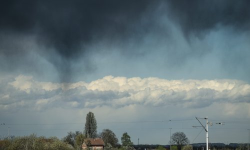 U zapadnim krajevima moguća slaba kiša, a u gorju se očekuje i slab snijeg