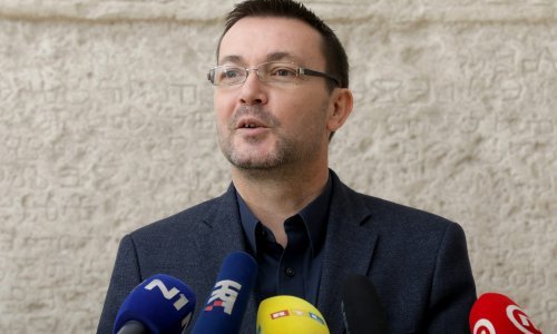 Sprema se žestoka rasprava o obuci ukrajinske vojske; Bauk HDZ-u: Neka se pripreme na otvaranje Golog otoka, što je valjda sljedeće nakon što su nas etiketirali rusofilima