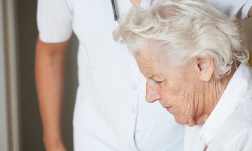 Znate li koji su simptomi demencije? Britanci napravili kontrolnu listu i nabrojali najčešće