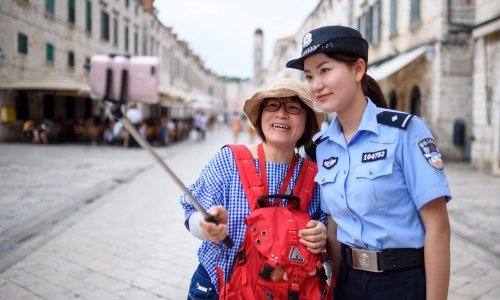 CNN tvrdi: Kineske policijske patrole vršljaju po Hrvatskoj, zastrašuju i vraćaju građane iz cijele Europe
