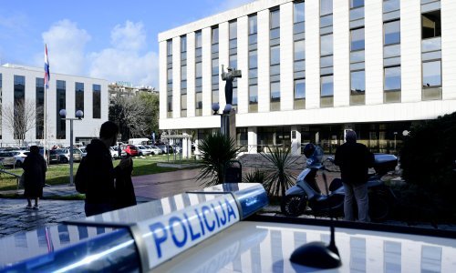 Autonomna ženska kuća upozorava: Sudovi na e-oglasnim pločama grubo krše prava žrtava nasilja