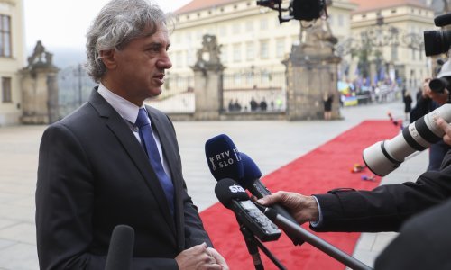 FT: Slovenija planira izgraditi plinovod do Mađarske za alžirski plin