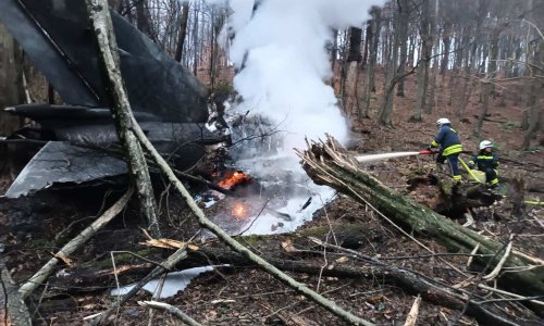 [FOTO] Potpuno smrskan i u plamenu: Pogledajte prve fotografije MiG-a nakon pada