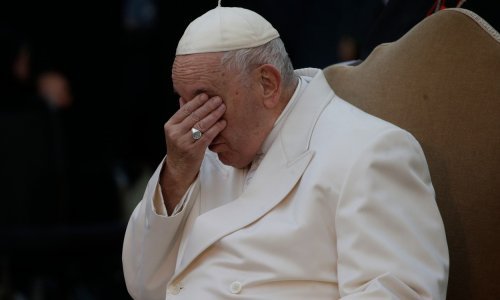 [FOTO/VIDEO] Papa Franjo se potpuno slomio: Zaplakao kad je tijekom molitve spomenuo Ukrajinu