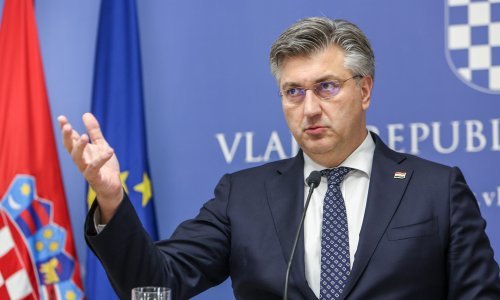 [FOTO/VIDEO] Plenković: 'Ovo je velika godina, od Pelješkog mosta do uvođenja eura, a sada i Schengena'