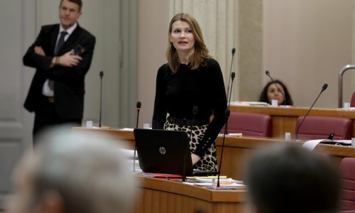 HDZ branio Zakon o radu, ljutita oporba jasno poručila: 'Zakon je kriminalan, nećemo ga podržati ni u ludilu!'