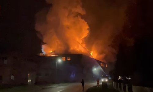 [VIDEO] Vatrena buktinja progutala zgradu u Oroslavlju, pogledajte kako su se vatrogasci borili s vatrom