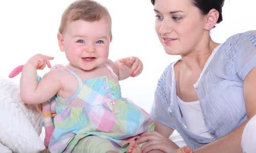 Kad se bebe smiju, pokazuju želju za pažnjom i komunikacijom