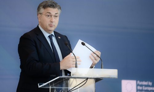 Plenković: Zastupnici koji su glasali protiv su politički patuljci i kukavice!