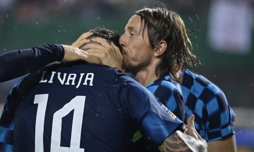 Hrvatska prvi puta nastupa u garnituri plavih dresova, Argentinci u prepoznatljivom ruhu