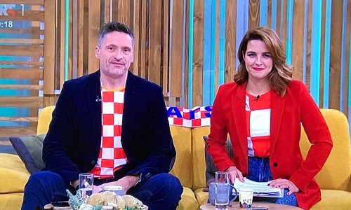 Doris Pinčić osvanula u crveno-bijelim kockicama: 'U našem studiju već se navija'