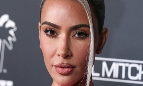 Tri jednostavna trika za stiliziranje frizure koja u prvi plan stavlja jagodice lica