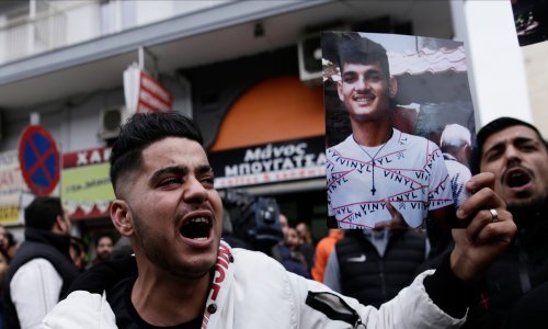 Romski tinejdžer preminuo nakon što ga je upucala grčka policija