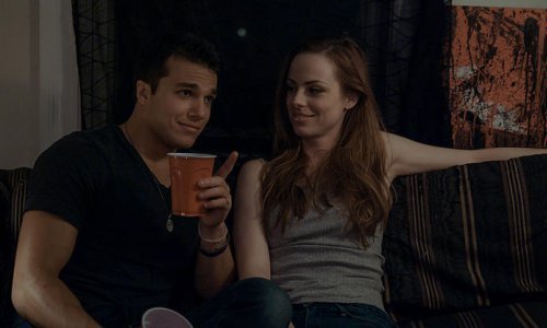 'Živjeti s mrtvima: Ljubavna priča' - neobična drama s puno stila koja bi vas mogla osvojiti