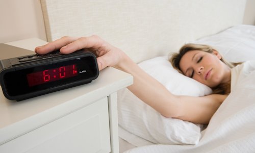 Ljudi koji se bude pomoću alarma kronično su umorni