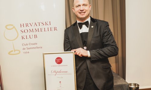 Ovaj čovjek najbolji je sommelier u Hrvatskoj, radi u poznatom zagrebačkom restoranu