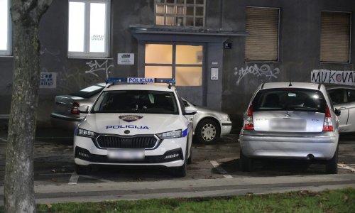 Očevid eksplozije u stanu na Črnomercu; teško ozlijeđena 80-godišnjakinja