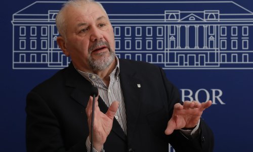 Hrelja predlaže povećanje cenzusa za besplatno dopunsko zdravstveno osiguranje