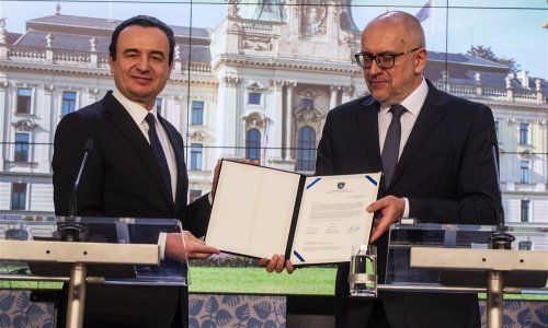Kosovo formalno podnijelo zahtjev za članstvom u EU-u; Kurti u Pragu: Ne želimo stražnja vrata, kraći put