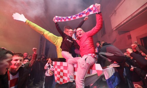 Policija izdala važna upozorenja. Evo što morate imati kod sebe i što se na dočeku Vatrenih neće smjeti raditi