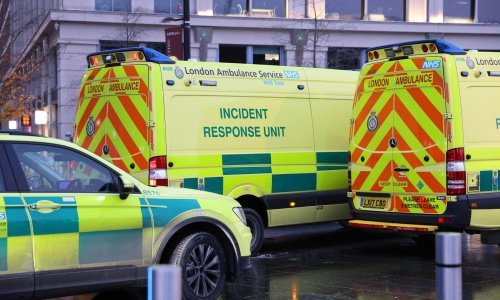 Veliki štrajk osoblja Hitne pomoći u Britaniji, vojska stavljena u pripravnost