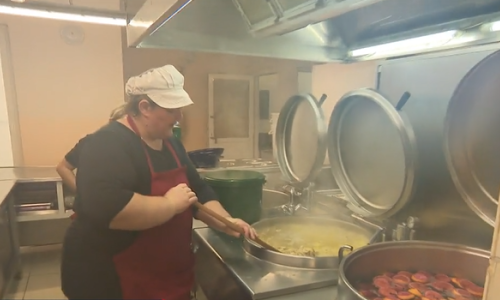 Iako je donacija sve manje, a korisnika sve više, pučka kuhinja Sveti Duh pobrinut će se da nitko od korisnika ne ostane gladan za Božić