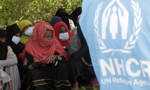 UN pozvao na pomoć Rohindžama na moru nakon što su stotine stigle u Indoneziju