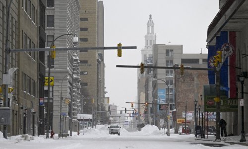 SAD pod udarom polarne mećave, a uzrok tolikoj količini snijega je 'efekt jezera'; sve je pak posljedica globalnog zatopljenja