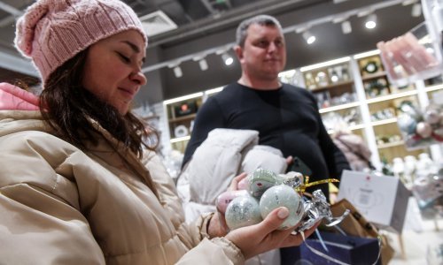 Kao da nema sutra: Sniženja tek počela, a Hrvati već debelo premašili potrošnju iz pretpandemijske 2019.