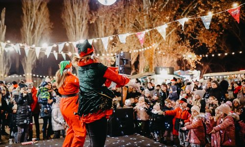 Doček Nove 2023. godine u Božićnom gradu Family malla za velike i malene