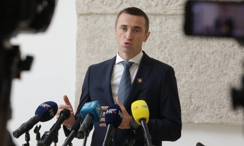 Penava o obnovi Banovine: Ne bi mi nitko od ministara išao u Katar navijati, nego bi dijelio sudbinu s ljudima kojima je najteže