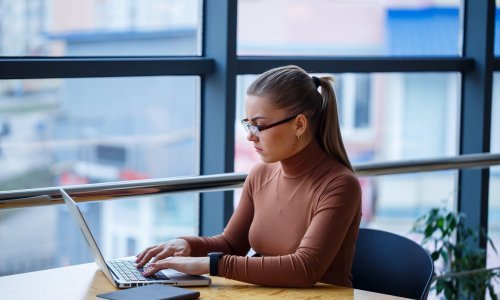 Žene na svojim radnim mjestima diljem svijeta i dalje u neravnopravnom položaju