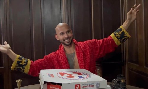 Mizogini influencer Andrew Tate uhićen u Rumunjskoj: Optužen za seksualno iskorištavanje žena, odala ga kutija pizze