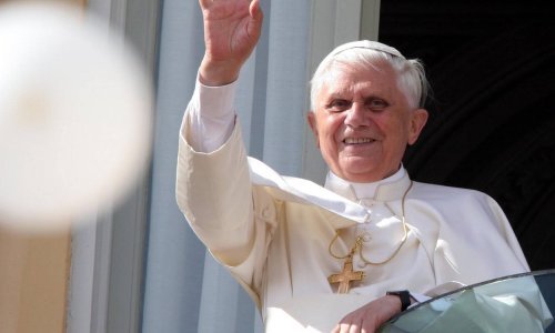 Prvi papa koji se u 598 godina odrekao dužnosti: Tko je bio Benedikt XVI.