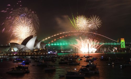 U novu godinu uplovio Novi Zeland, a potom i Australija