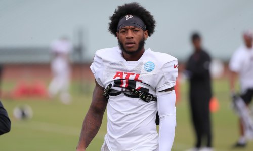 Velika sportska zvijezda van kontrole, razbila auto, naguravala se i bježala policiji koja je i zapucala...