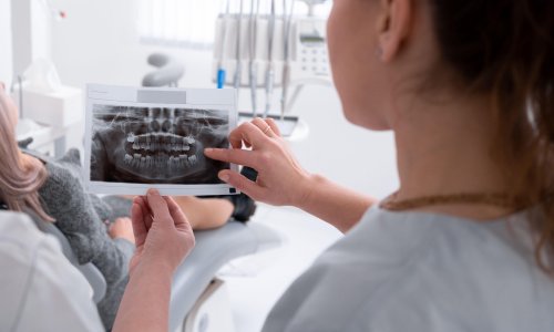 Austrijanka u Dubrovniku ostala 'kratka' za 4800 eura stomatologu; htjela pobjeći, pa policiji 'dolijala' u zračnoj luci