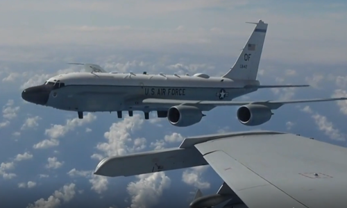 [VIDEO] Objavljene snimke opasnog susreta u zraku: 'Na tom razmaku užasna nesreća događa se u manje od sekunde'