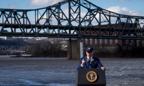 Joe Biden prvi puta posjetio granicu s Meksikom