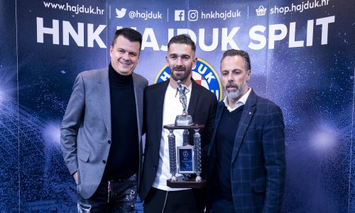 Hajduk su već napustili Biuk i Ljubičić, a dok stižu ponude za Livaju i Vuškovića, predsjednik Jakobušić tvrdi: Da, možda i njega prodamo!