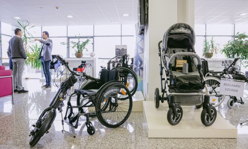 Osobama s invaliditetom trenutačno nedostupno 630 pomagala sa liste HZZO-a