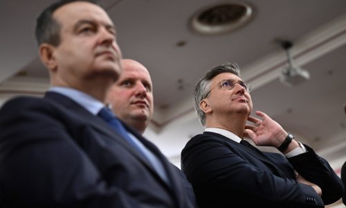 Dačić pozvao da Srbi i Hrvati prevladaju 'komplekse i taštine' radi boljih odnosa