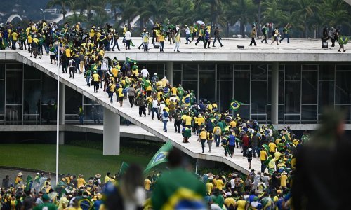 [FOTO] Brazil: Bolsonarovi pristaše zaposjeli Kongres, predsjedničku palaču i Vrhovni sud