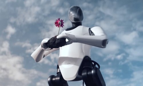 Prvi robot odvjetnik uskoro će braniti optuženog pred sudom: Tko je odgovoran ako pogriješi?