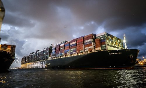 Nakon novog kvara broda sa žitaricama iz Ukrajine ponovno uspostavljen promet Sueskim kanalom