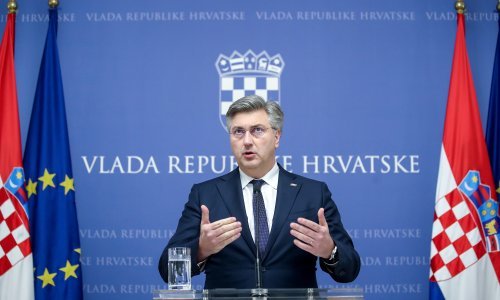 Ivan Paladina i Nataša Tramišak smijenjeni, novi ministri Branko Bačić i Šime Erlić. Plenković najavio još jednu smjenu